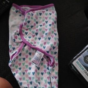 SWADDLE BLANKETS